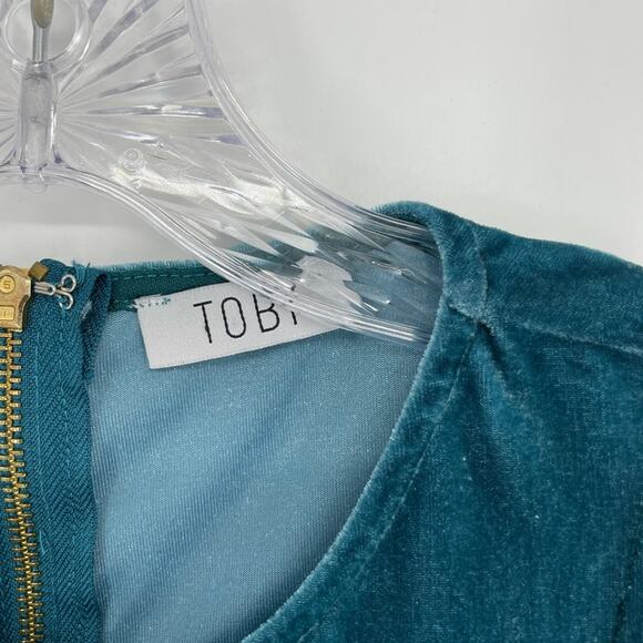 Tobi Sleeveless Bodycon Cutout Velvet Mini Dress Size Small - Picture 8 of 9